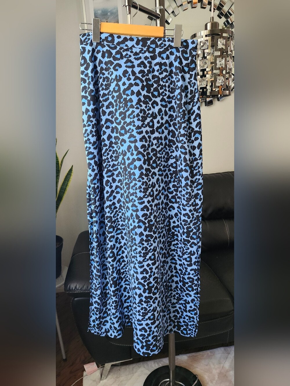 Banana Republic Blue and Black Leopard Print Midi Skirt